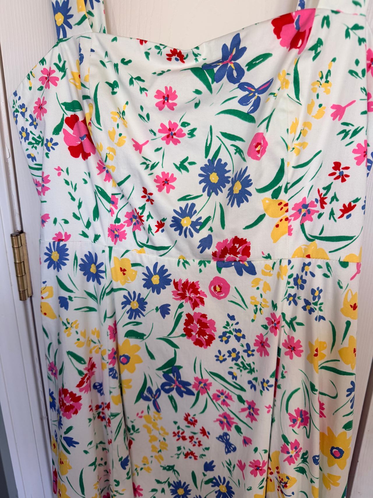 Old Navy Floral Sweetheart Midi Dress