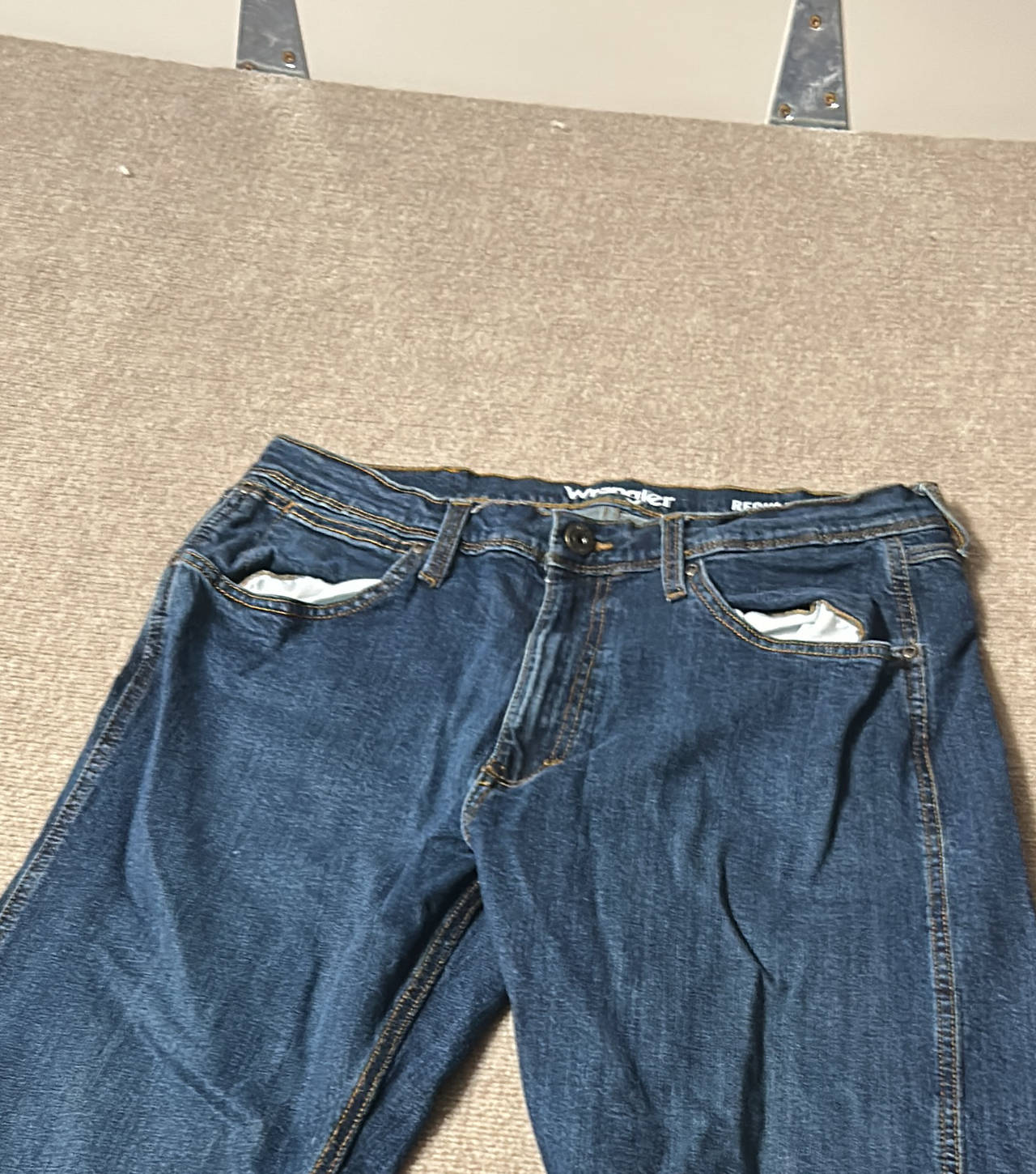 Wrangler Regular Fit Jeans 34x32