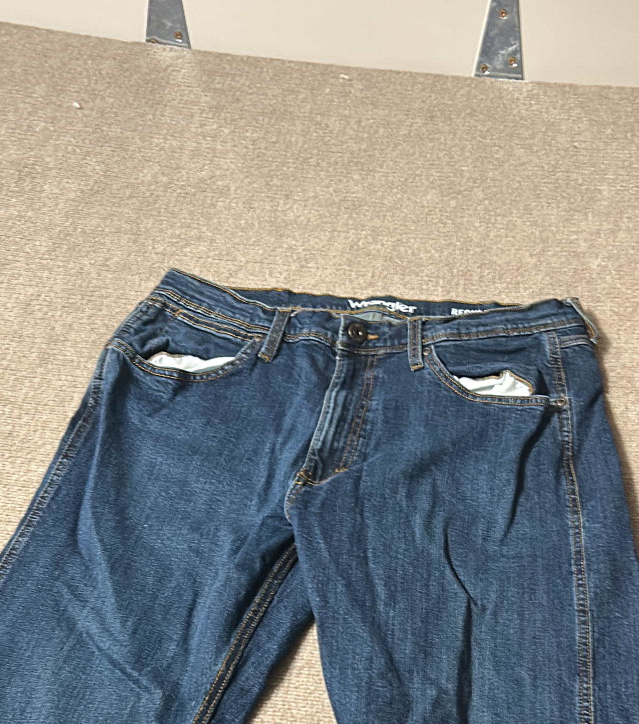 Wrangler Regular Fit Jeans 34x32