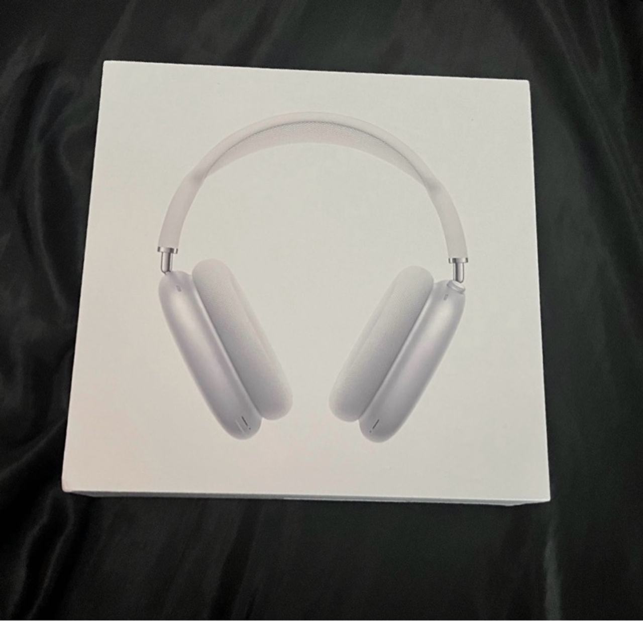 *BEST OFFER* Apple Airpod Max - White