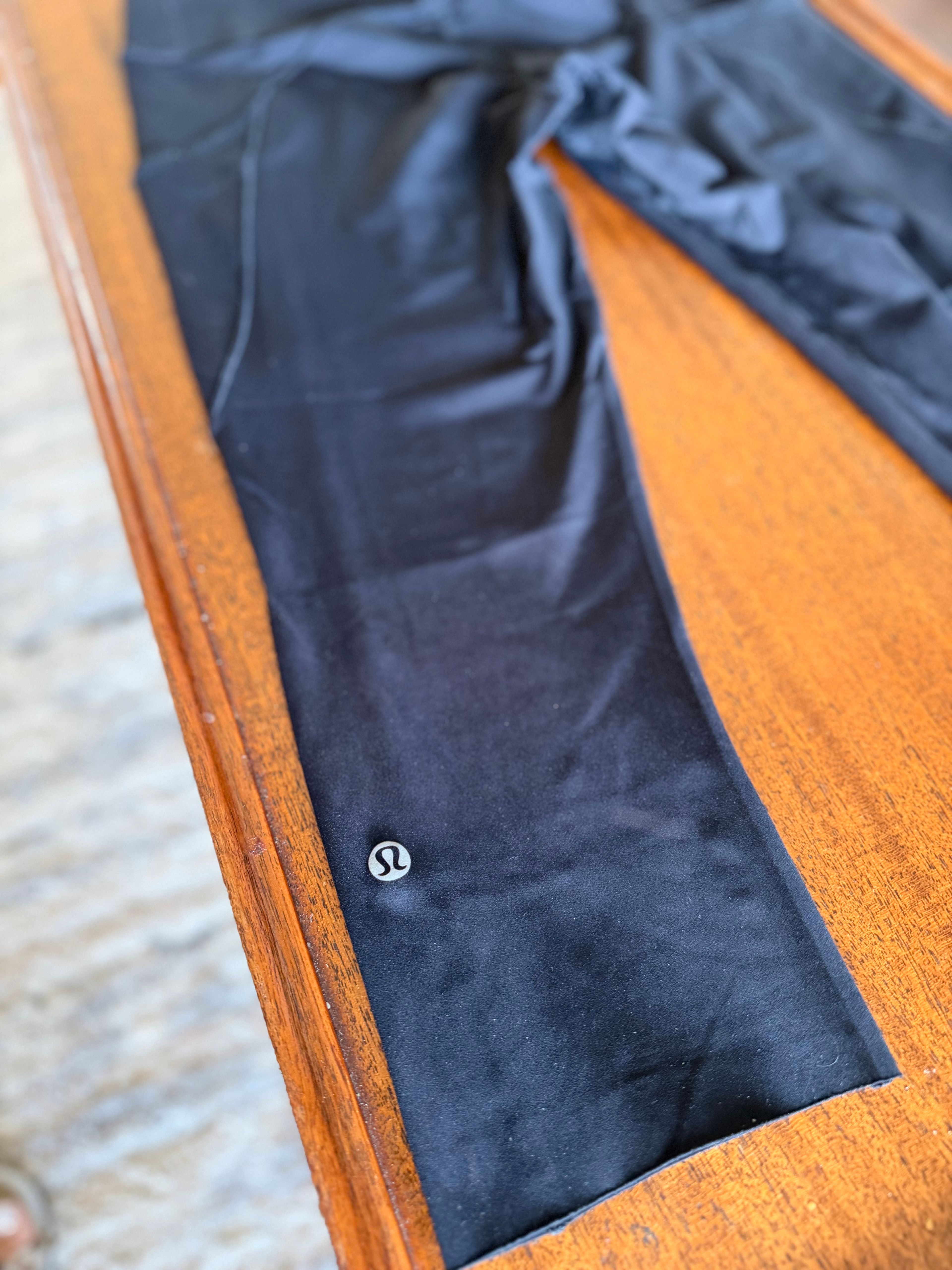 Lululemon Fast and Free High-Rise Crop 23" - Image 2