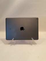 Apple iPad 8th Generation Space Gray - Image 6