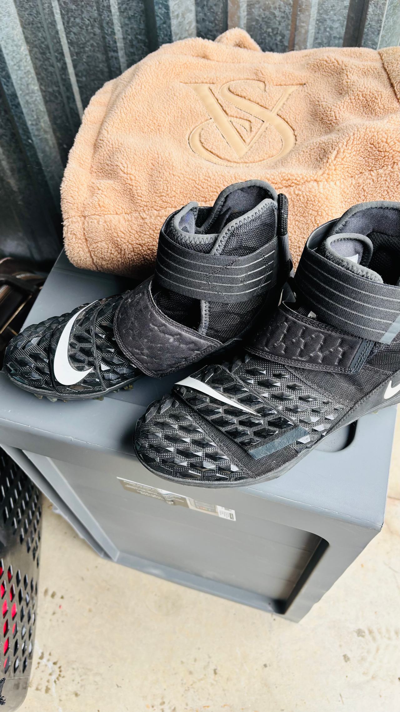 Nike Force Savage Elite 2 Football Cleats