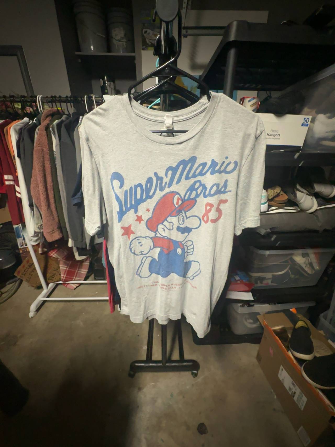 Nintendo Super Mario Bros 1985 Graphic T-Shirt Gray Size Large 