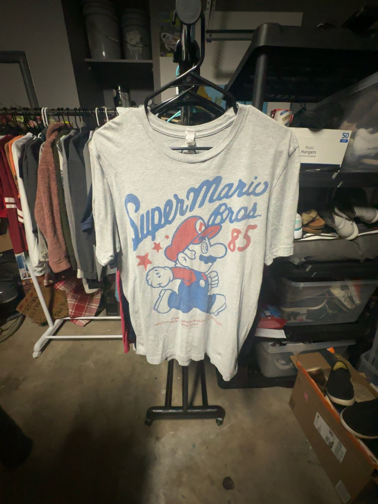 Nintendo Super Mario Bros 1985 Graphic T-Shirt Gray Size Large 