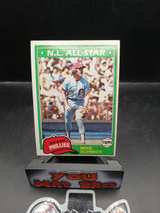 1982 Topps Mike Schmidt #551 N.L. All-Star - Image 2