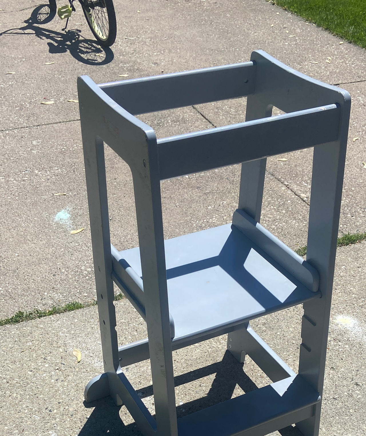 Guidecraft Kitchen Helper Stool