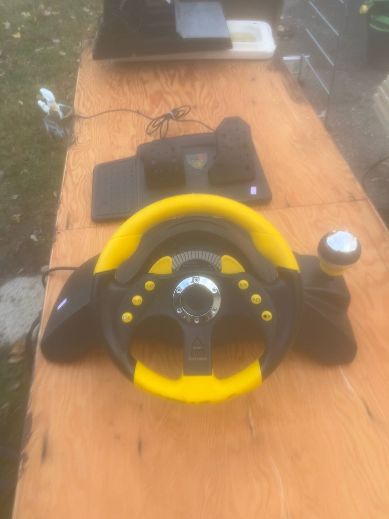 Mad Catz MC2 Universal Racing Wheel with Pedals