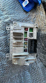 Mopar Uconnect 8.4" Touchscreen Radio - Image 3