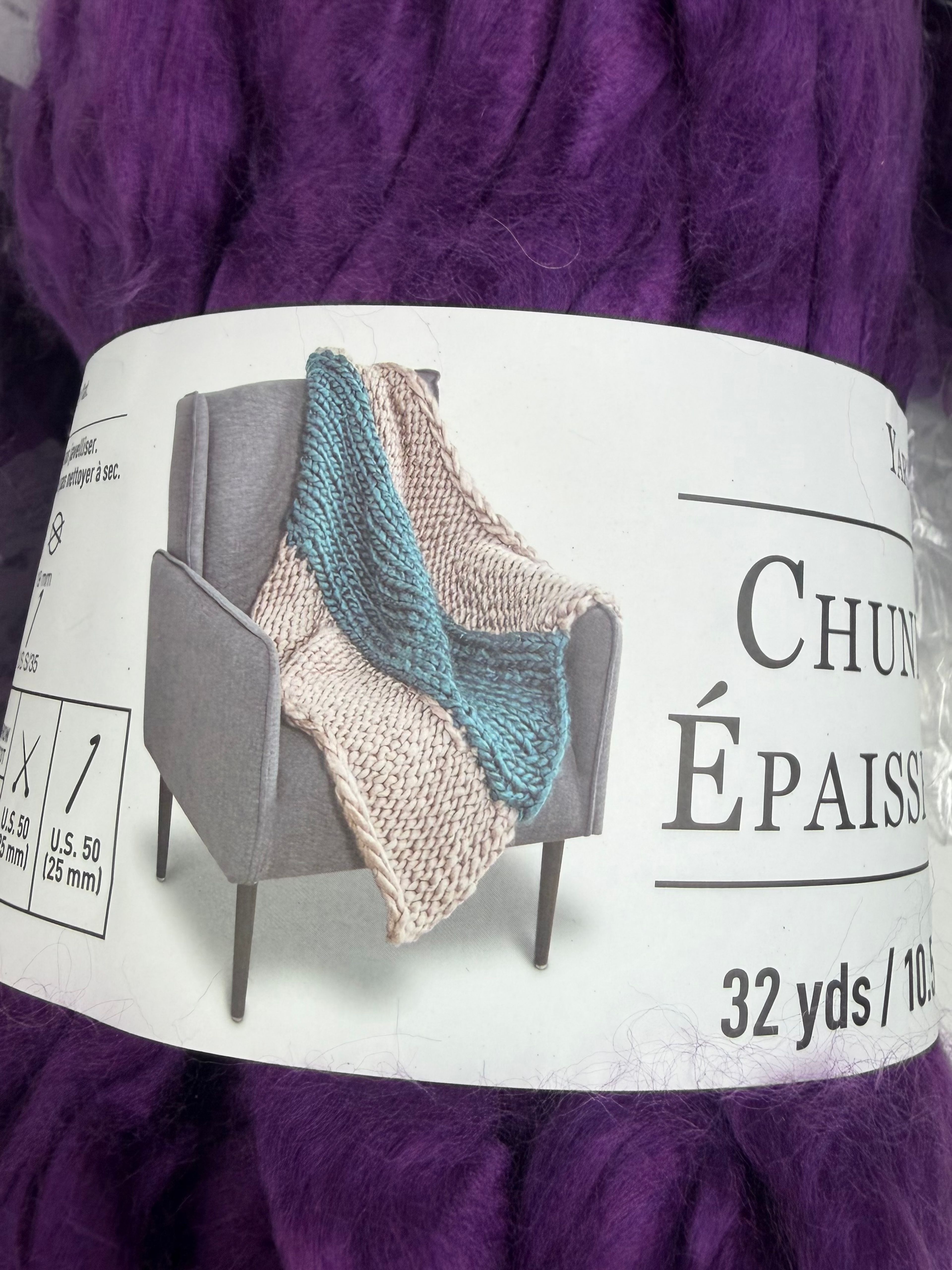 Yarn 10 Laine Chunky Luxe Yarn 36 yds / 10.5 oz  Loops & Threads - Image 7