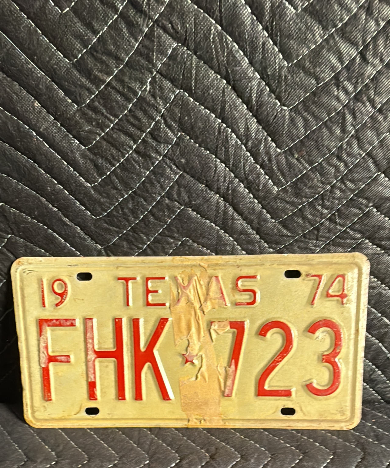 1974 Texas License Plate FHK 723