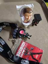 Skibidi Toilet Collectible Figures and Lanyard Set - Image 2