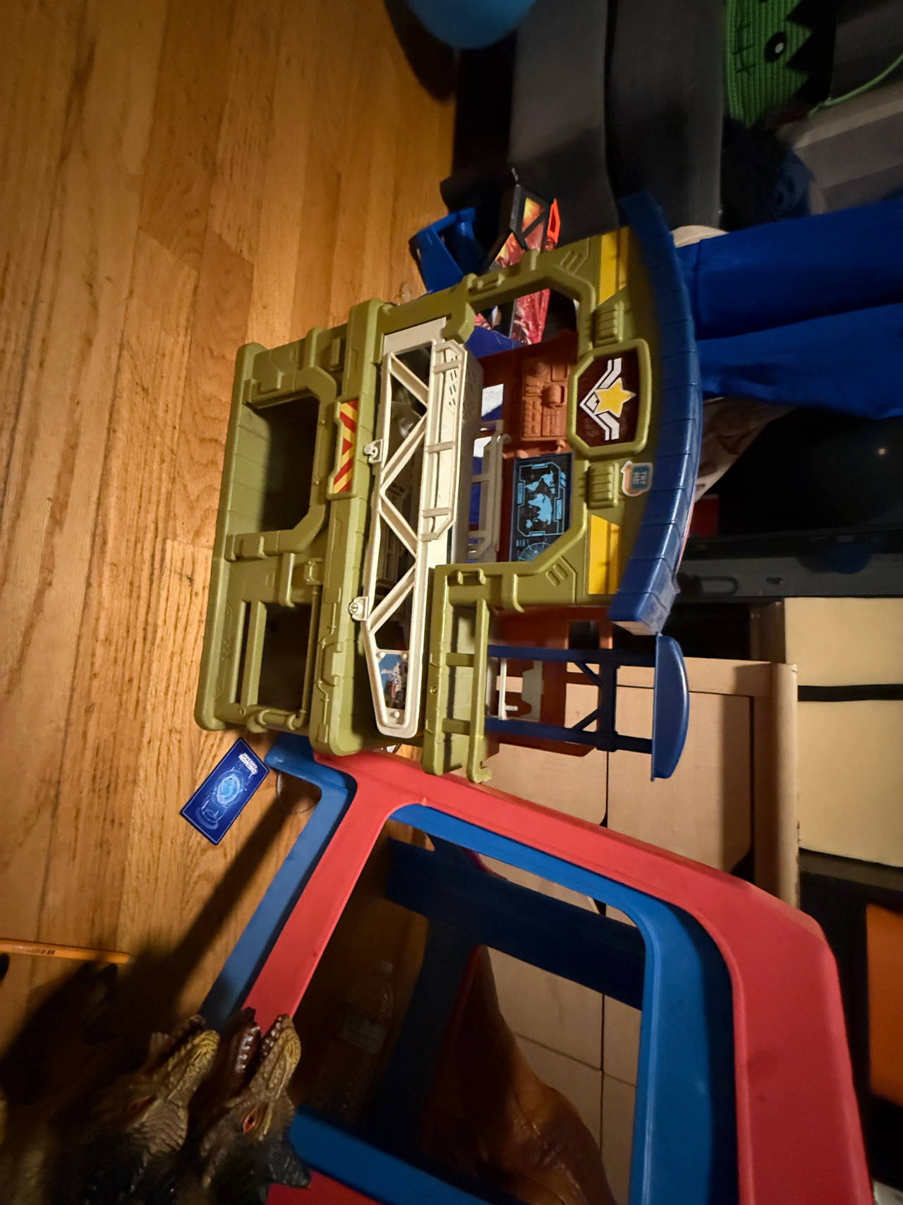 Imaginext Jurassic World Dino Lab Playset