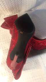 Betsey Johnson SB-ALEX Red Crystal Bow Pumps - Image 3