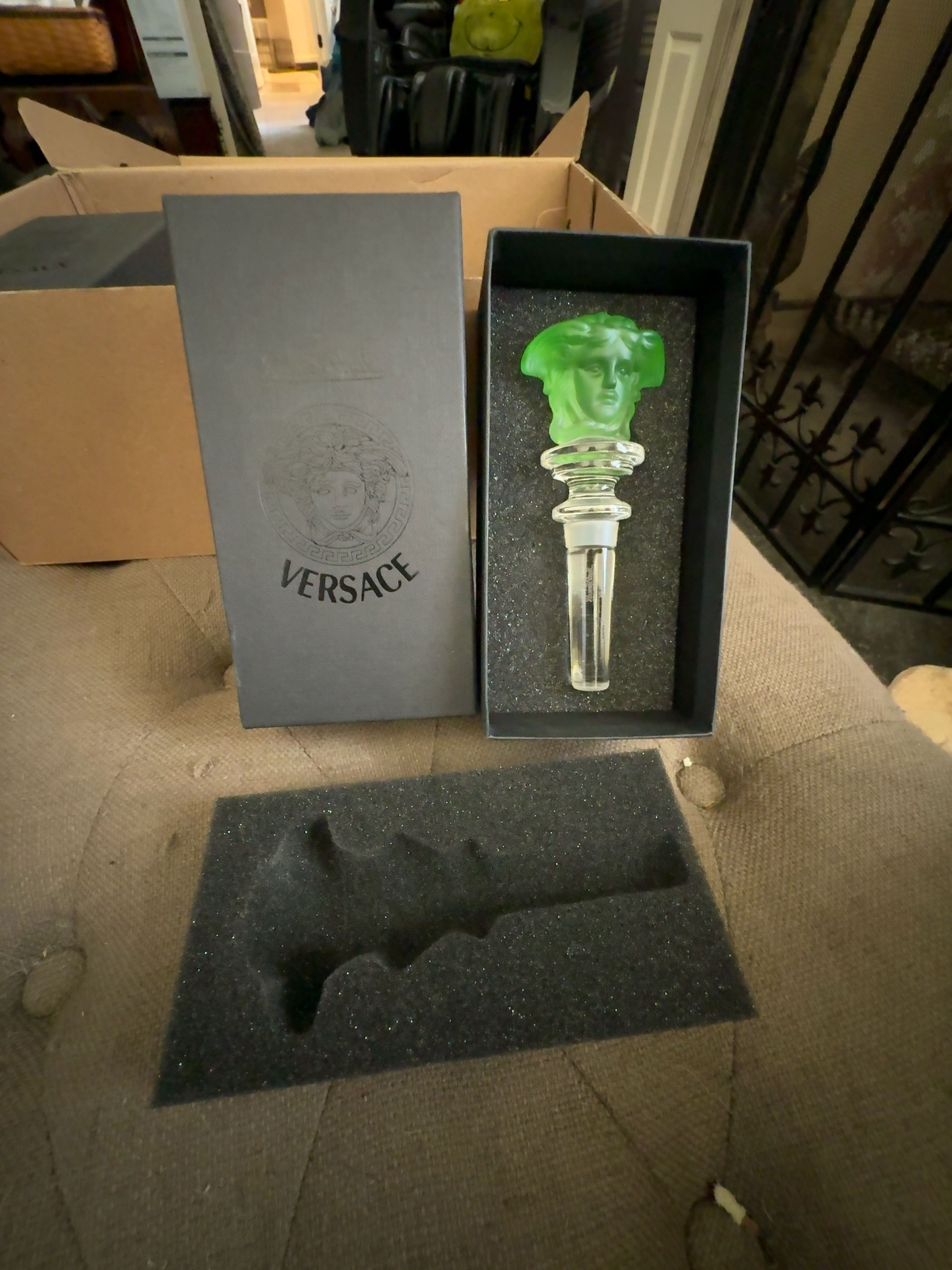 Versace Rosenthal Medusa Green Crystal Wine Bottle Stopper New 