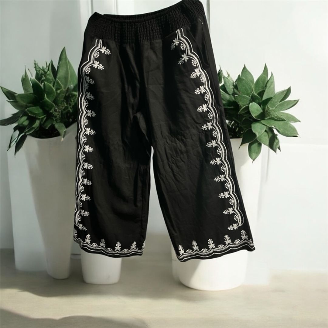 Tahari Black Embroidered Linen Wide Leg Pants