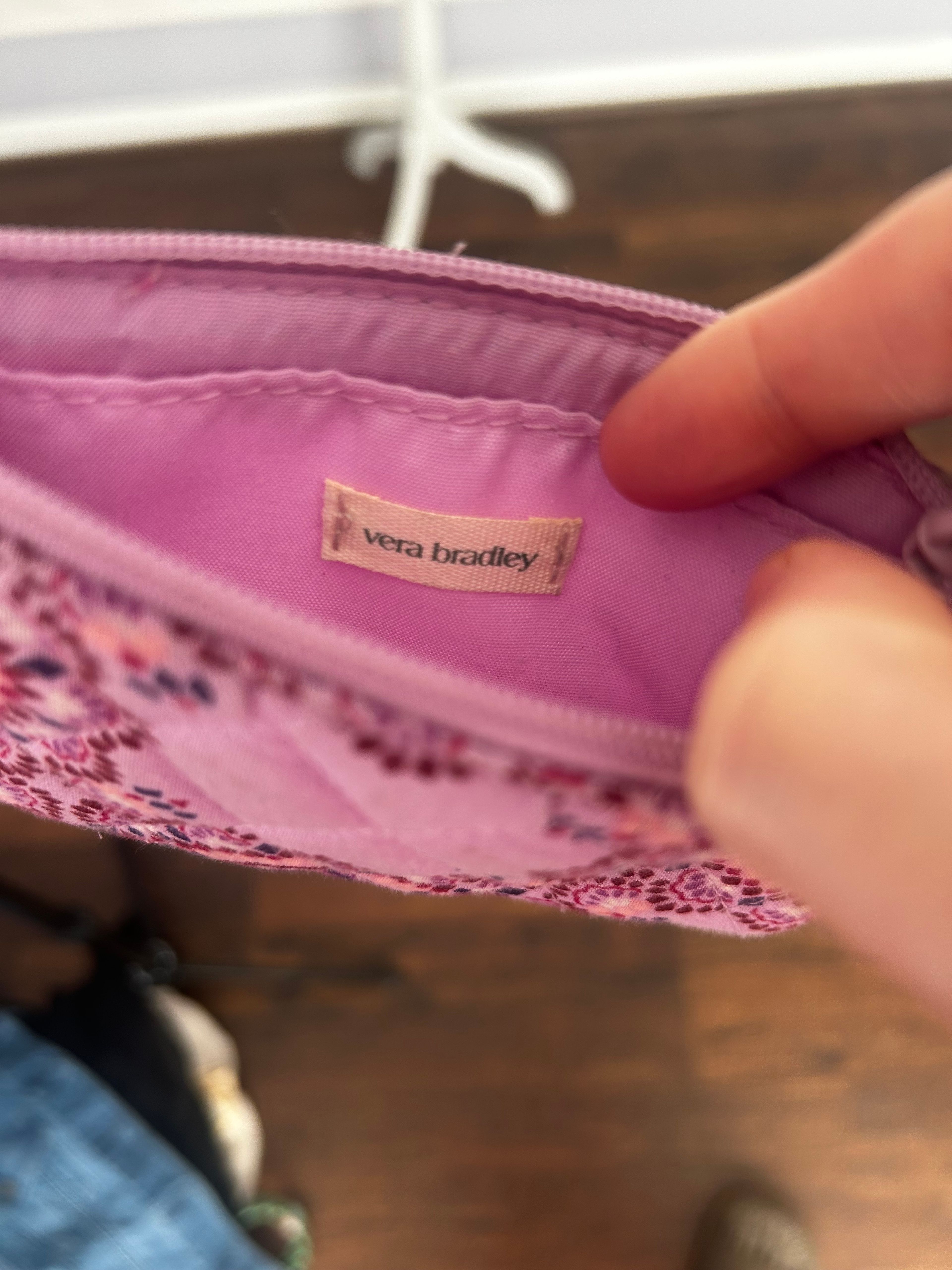 Vera Bradley Zip ID Case Lavender Medallion - Image 3