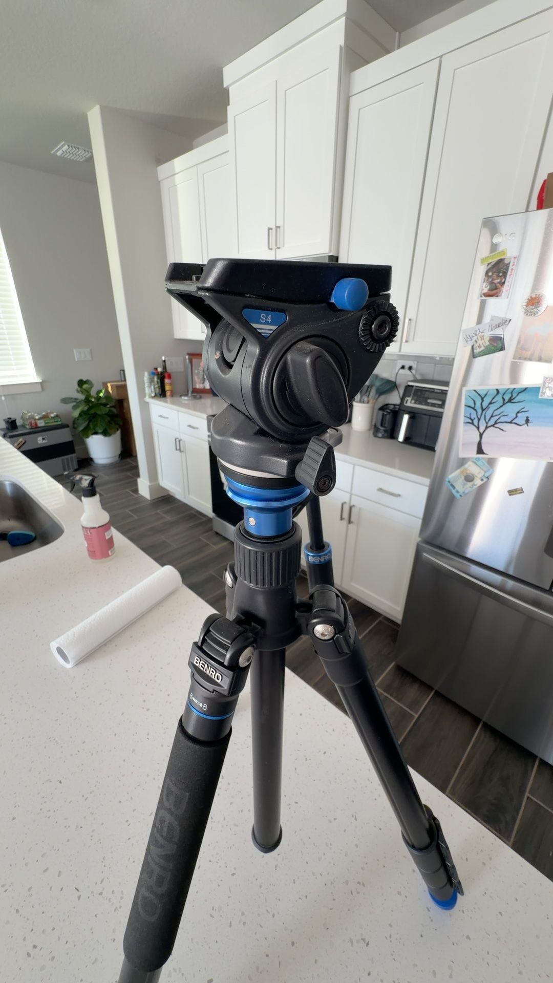 Benro S4 Video Tri-Pod