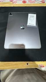 Apple iPad Pro 12.9-inch (6th Gen, M2) 128GB Cellular Space Gray - Image 2