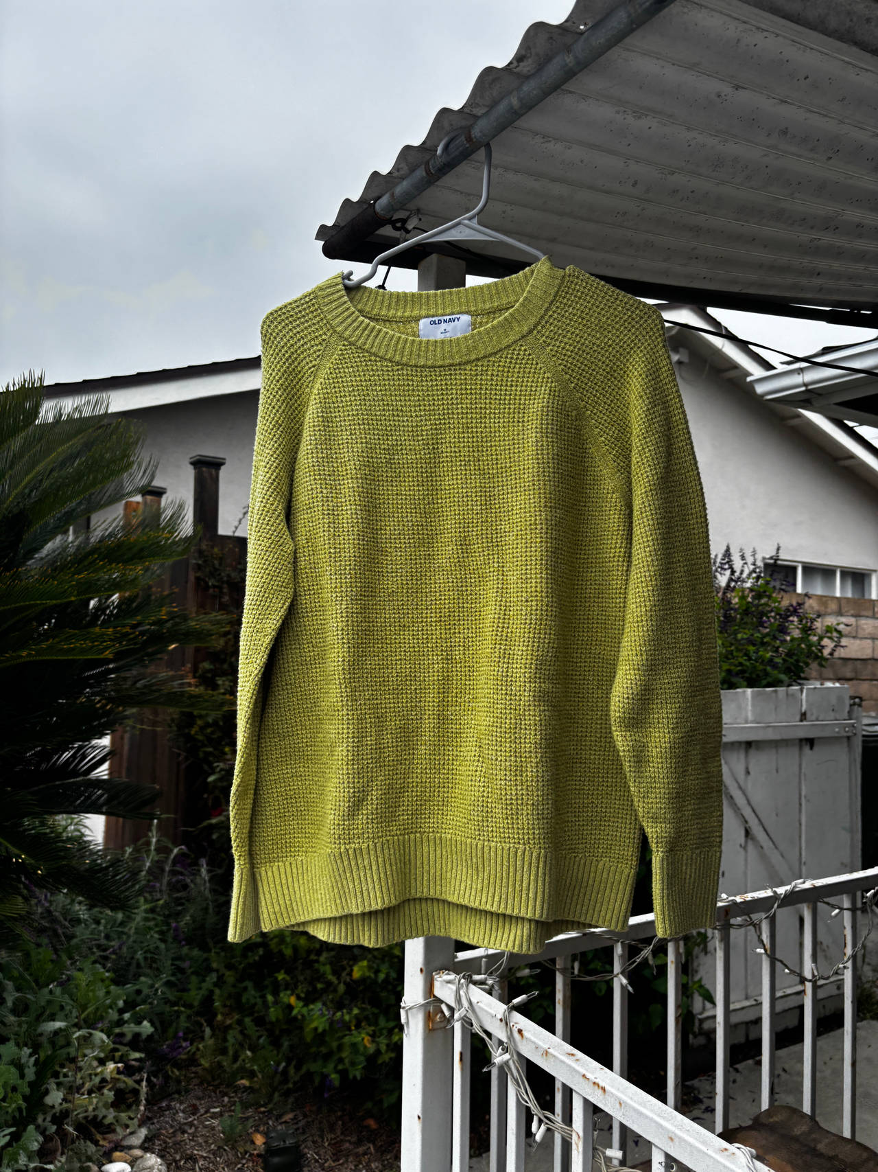 Old Navy Textured Crew-Neck Sweater