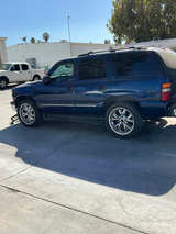 2001 Chevrolet Tahoe LS 4WD - Image 3