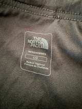 The North Face Men's Athletic Shorts Size L - Image 5