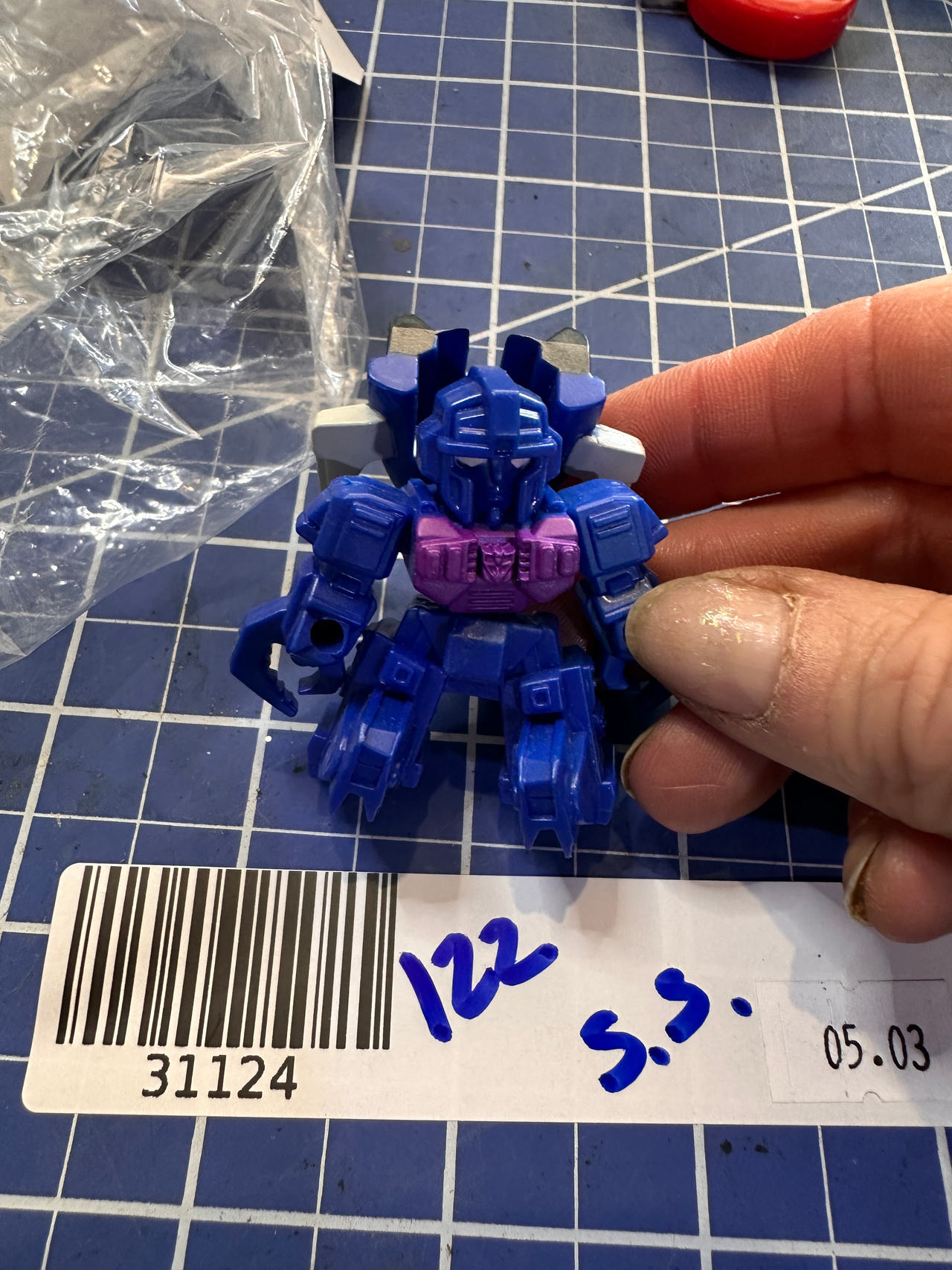 Transformers Bot Shots Soundwave B001