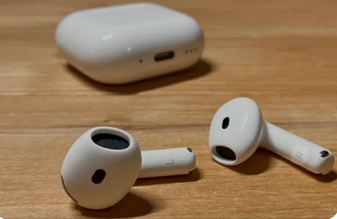 Apple AirPods