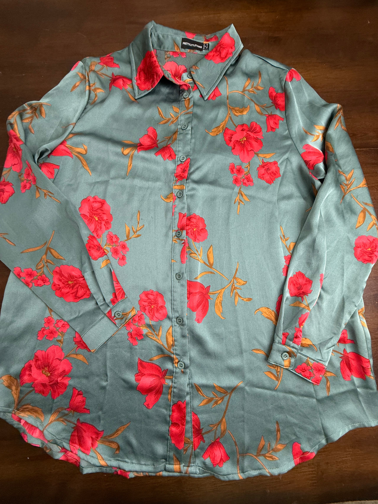 PrettyLittleThing Floral Satin Button Up Shirt SIZE 6
