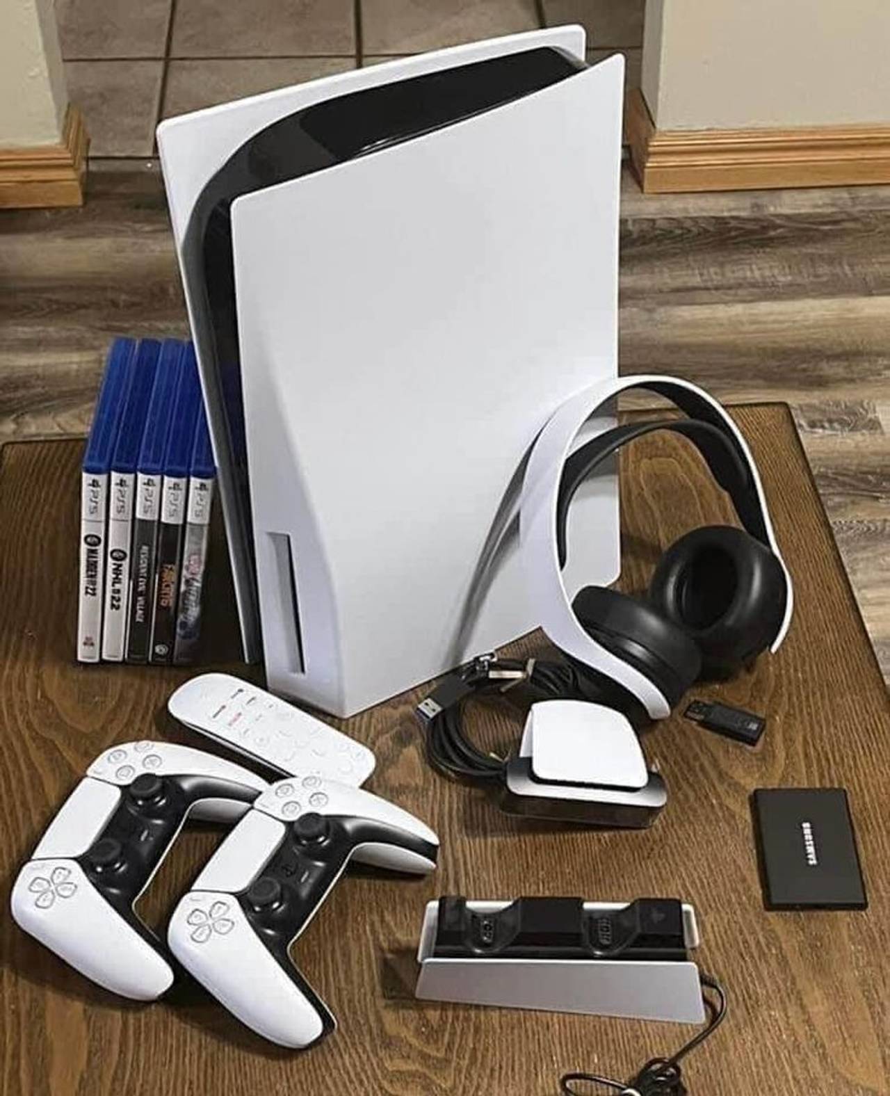 Sony PlayStation 5 Console Disc Version Bundle