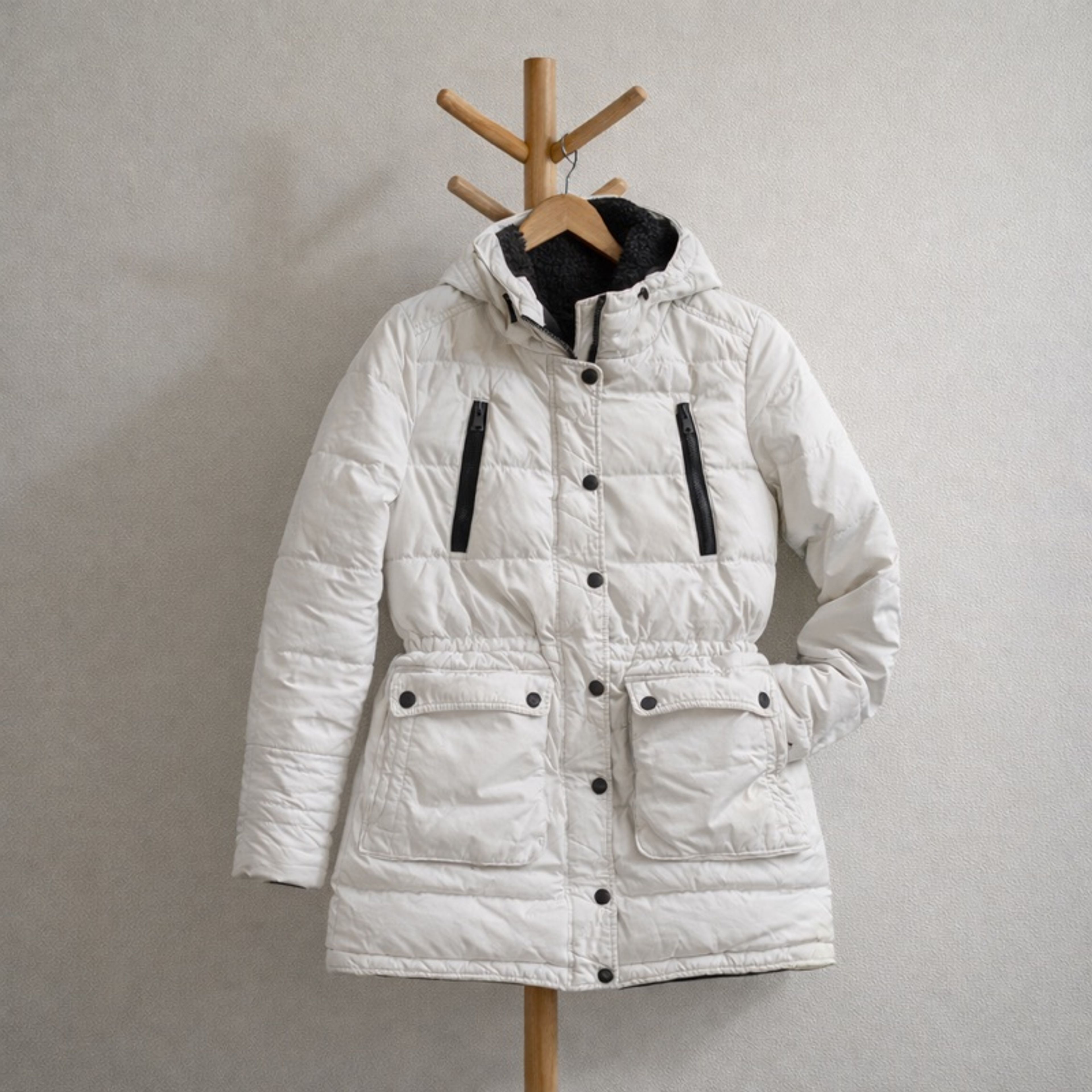 BCBG Down Winter Jacket Size Medium