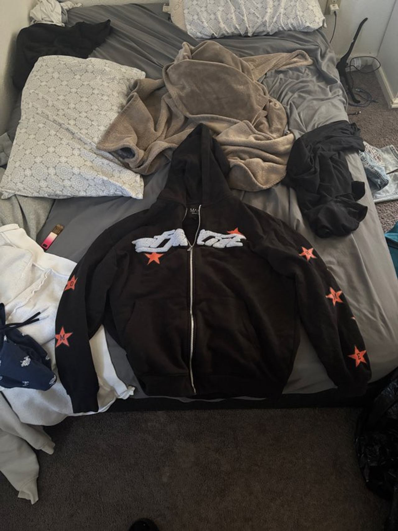 MNML Star Zip Up Hoodie