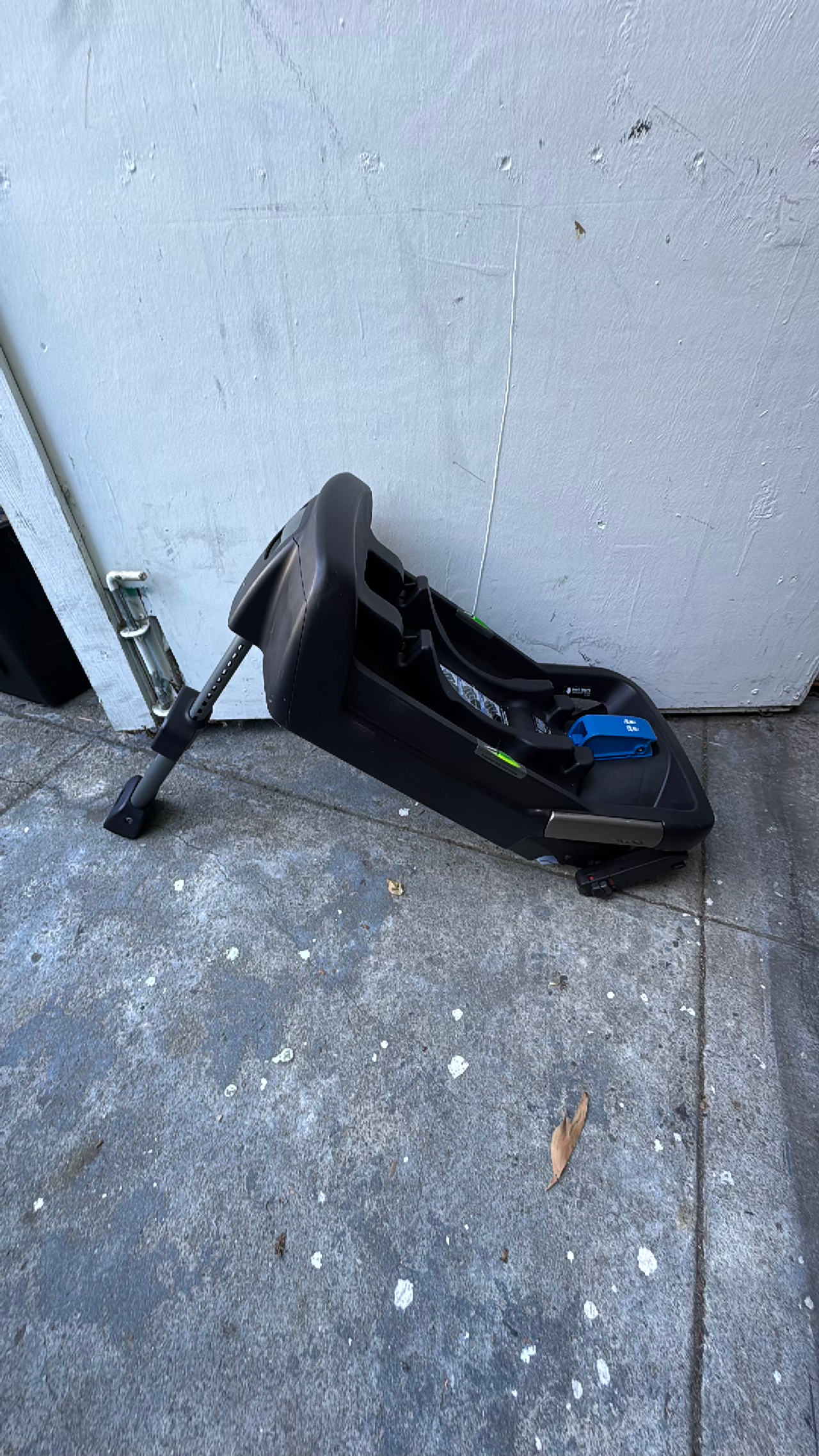 Nuna PIPA Series Car Seat Base with leg