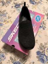 Skechers Ultra Flex - Wild Charm Wide Fit Black Size 8.5 - Image 3