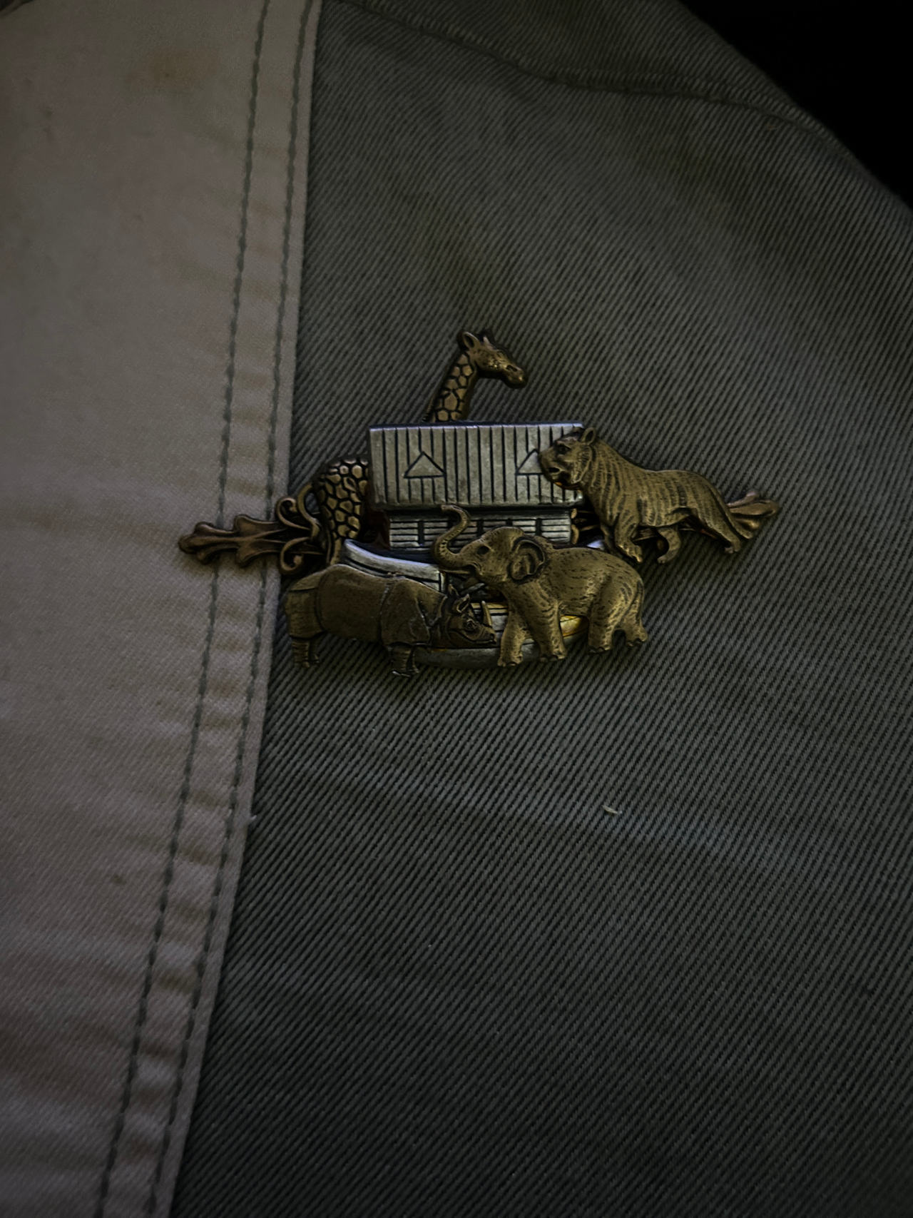 JJ Jonette Jewelry Noah's Ark Brooch