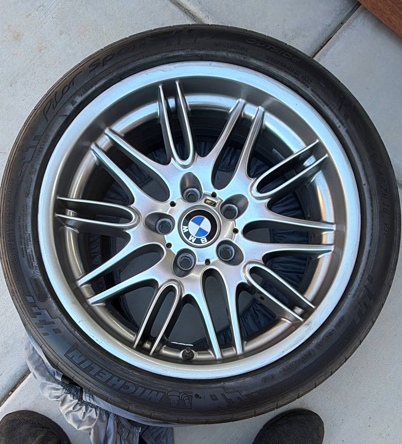 BMW E39 M5 Style 65 Wheel and Tire