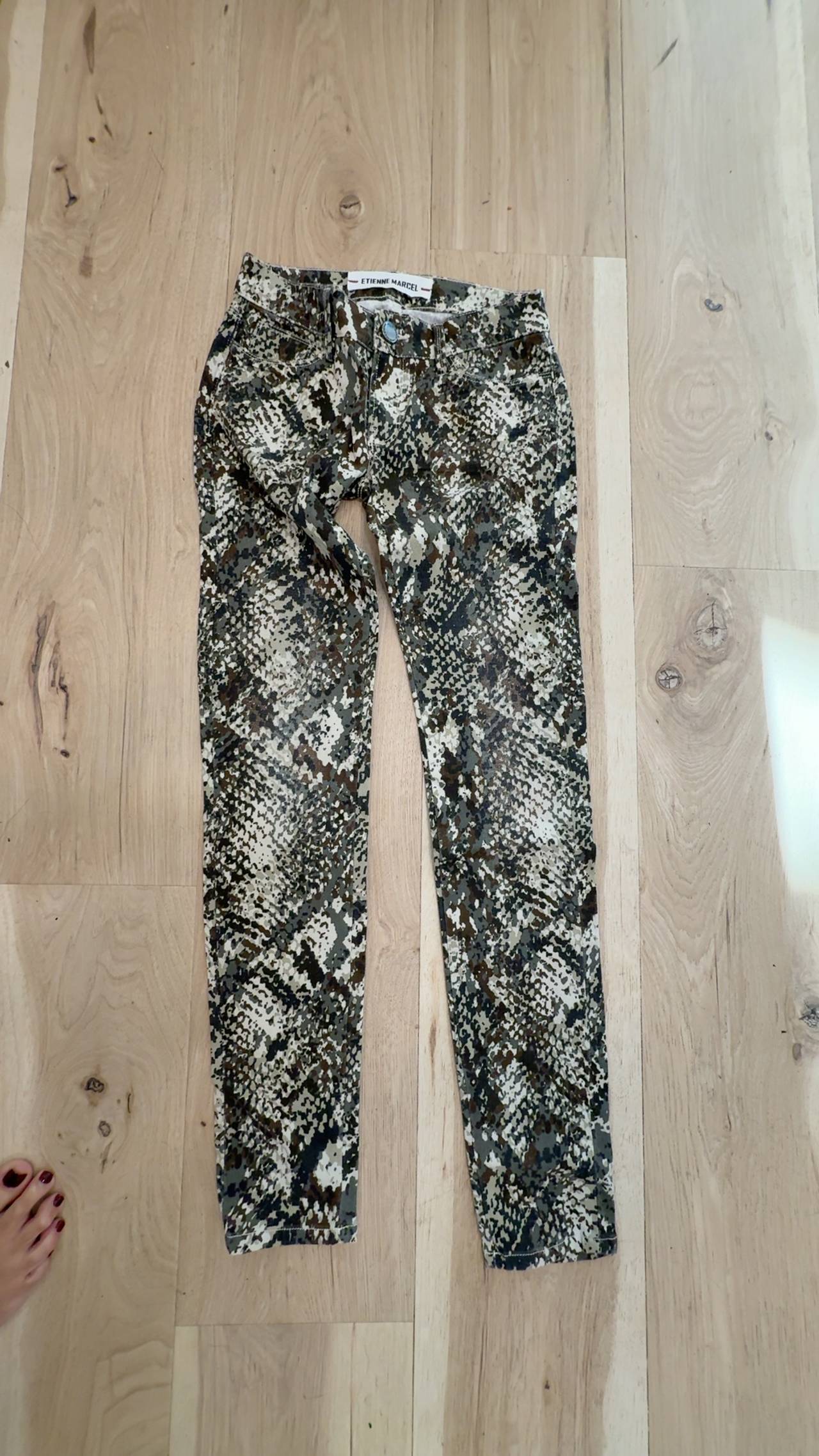 Etienne Marcel Low-Waist Snakeskin Print Skinny Jeans