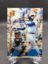 1995 Sportflix UC3 Ken Griffey Jr. #124    In-Depth Seattle Mariners - Image 1