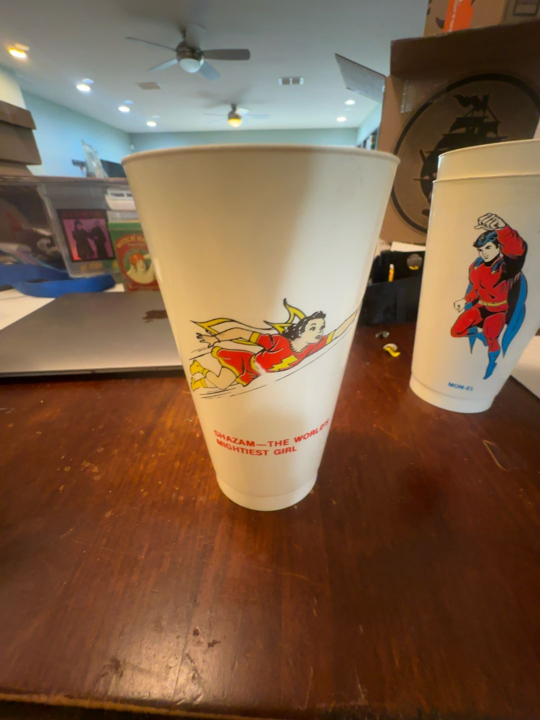 DC Comics Shazam 1973 7-Eleven Slurpee Cup