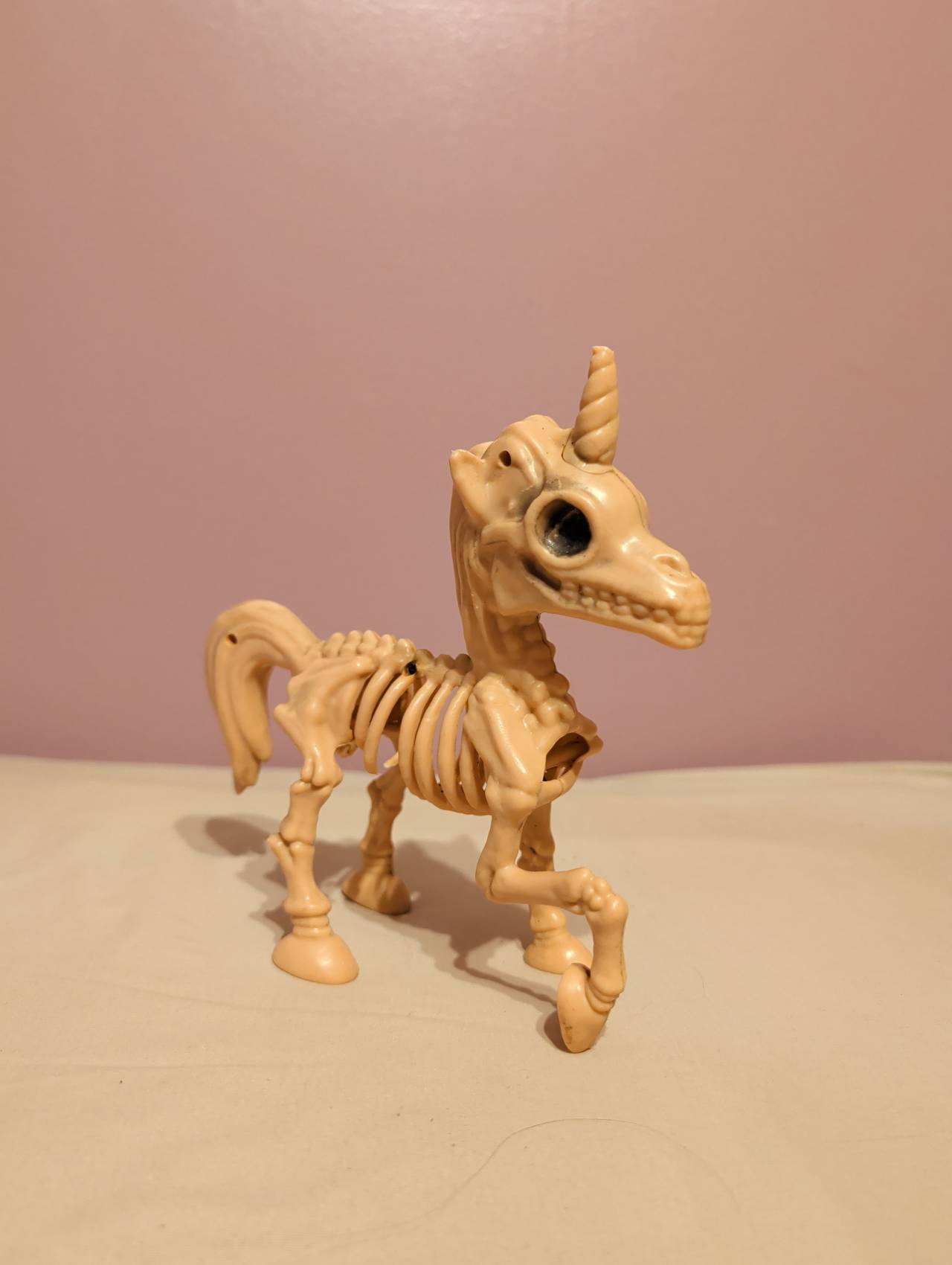 Mattel She-Ra Princess of Power Crystal Castle Battle Bones Unicorn Skeleton