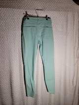 Hybrid & Company Women's Super Stretch Skinny Pants sz L - Image 1