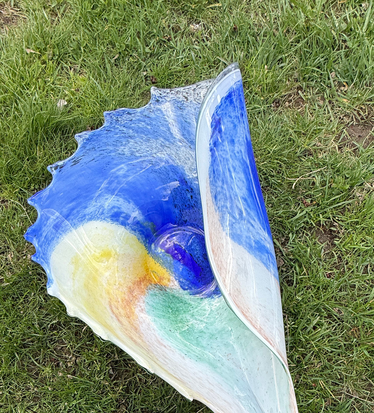 1980’s Vintage Murano Hand-Blown Glass Shell Centerpiece