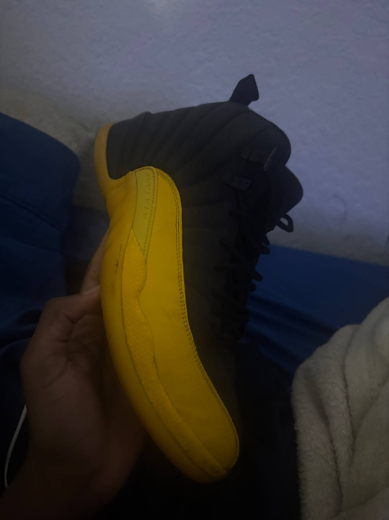 Air Jordan 12 Retro University Gold