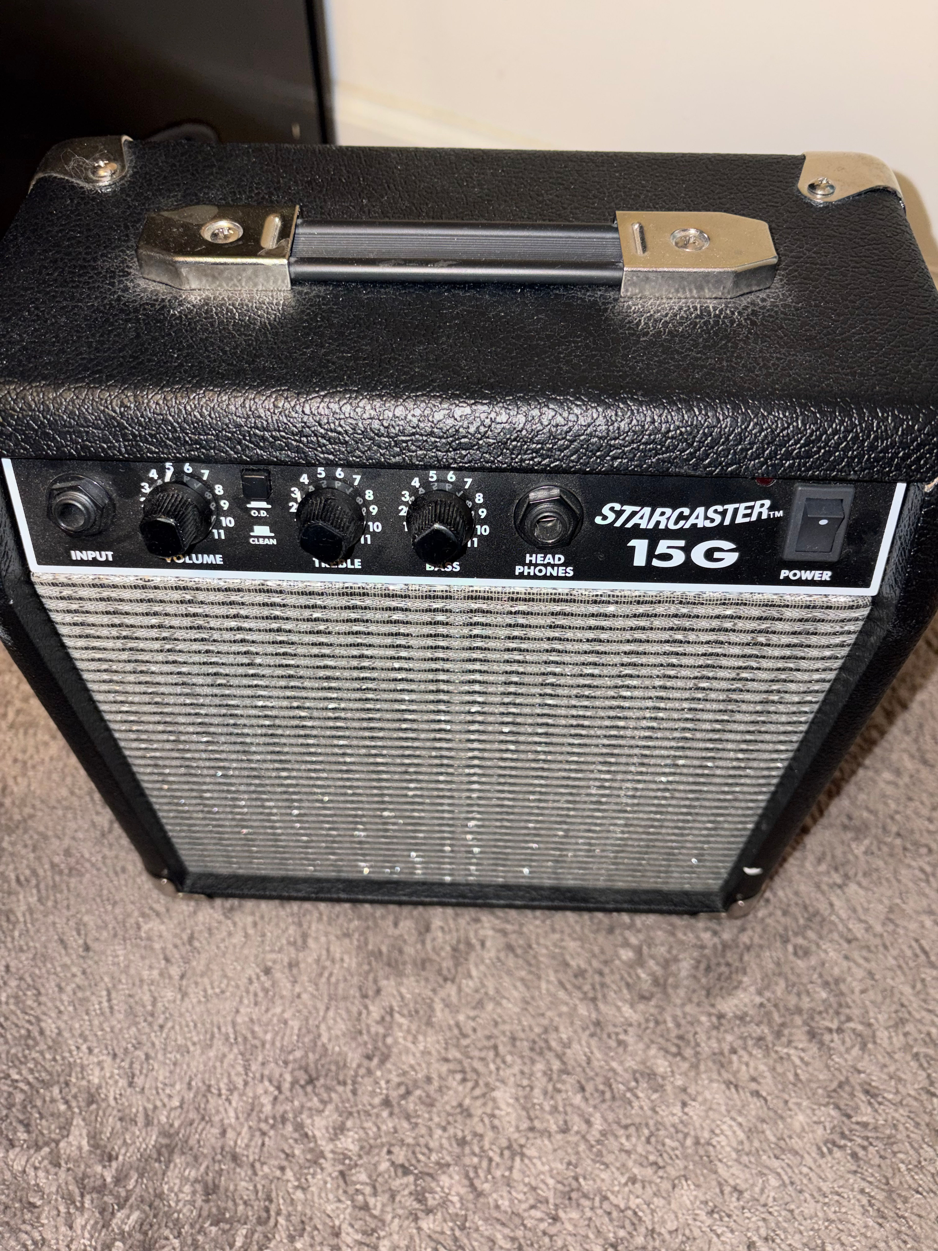 Fender Starcaster 15G Guitar Amplifier