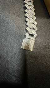 Iced Out Cuban Link Chain 24" - Image 4
