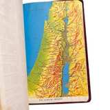 Holy Bible Giant Print - Image 2