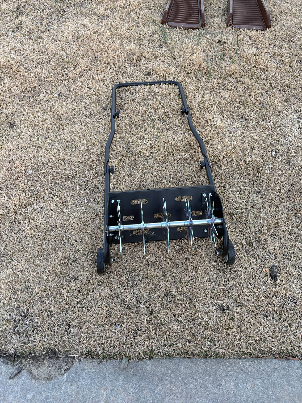 Rolling Lawn Spike Aerator