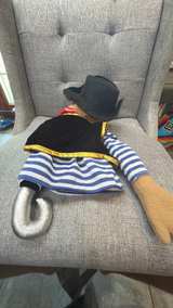 Melissa & Doug Pirate Puppet with Detachable Wooden Rod - Image 6