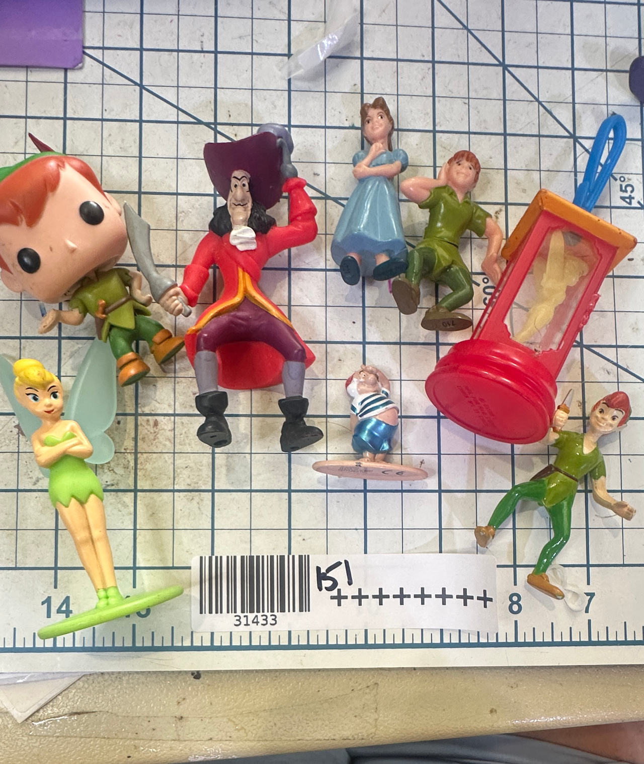 Disney PETER PAN  retro vintage pvc figure collection Capt Hook, Tink, Schmee