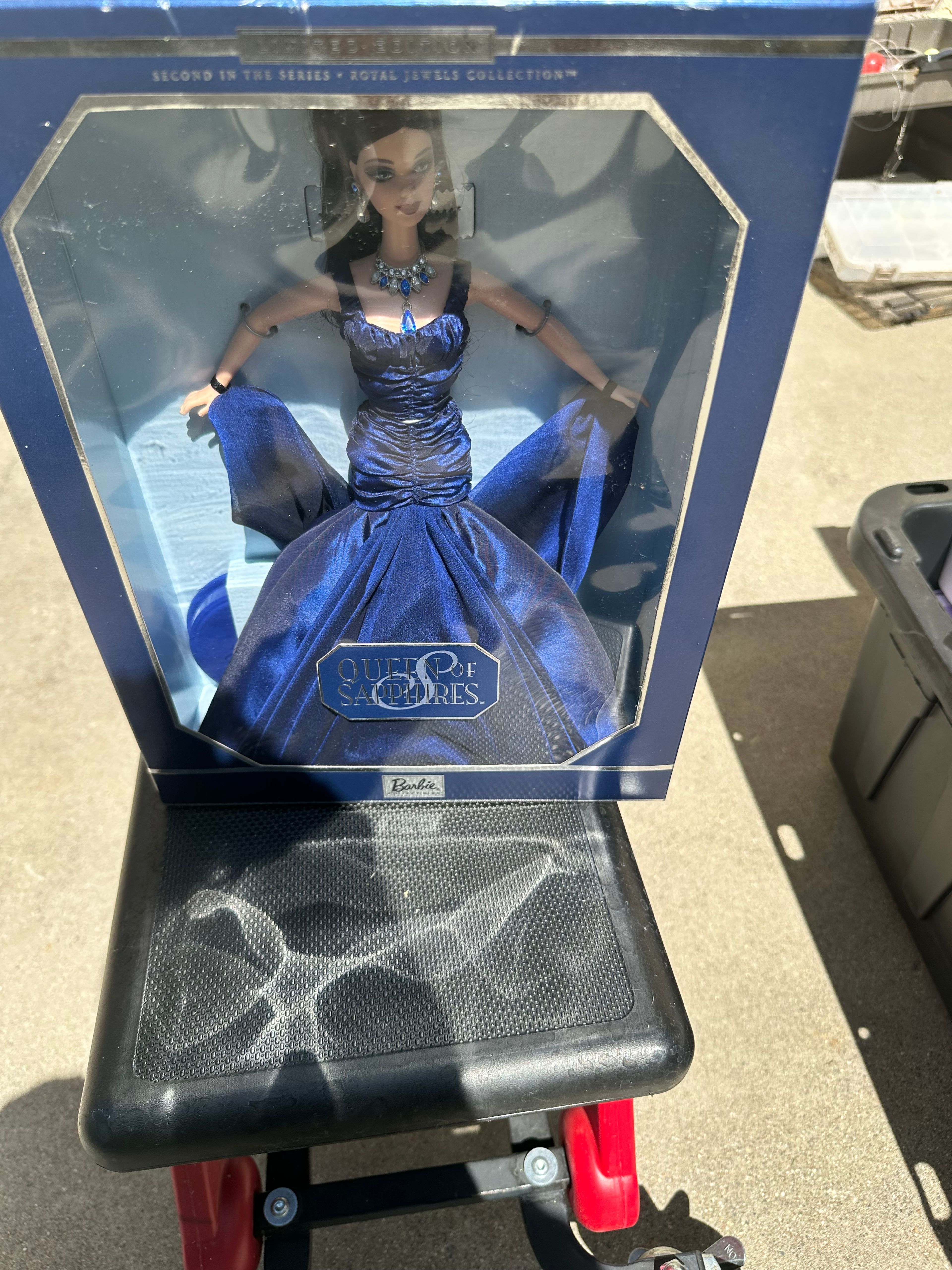 Barbie Queen of Sapphires - Image 2
